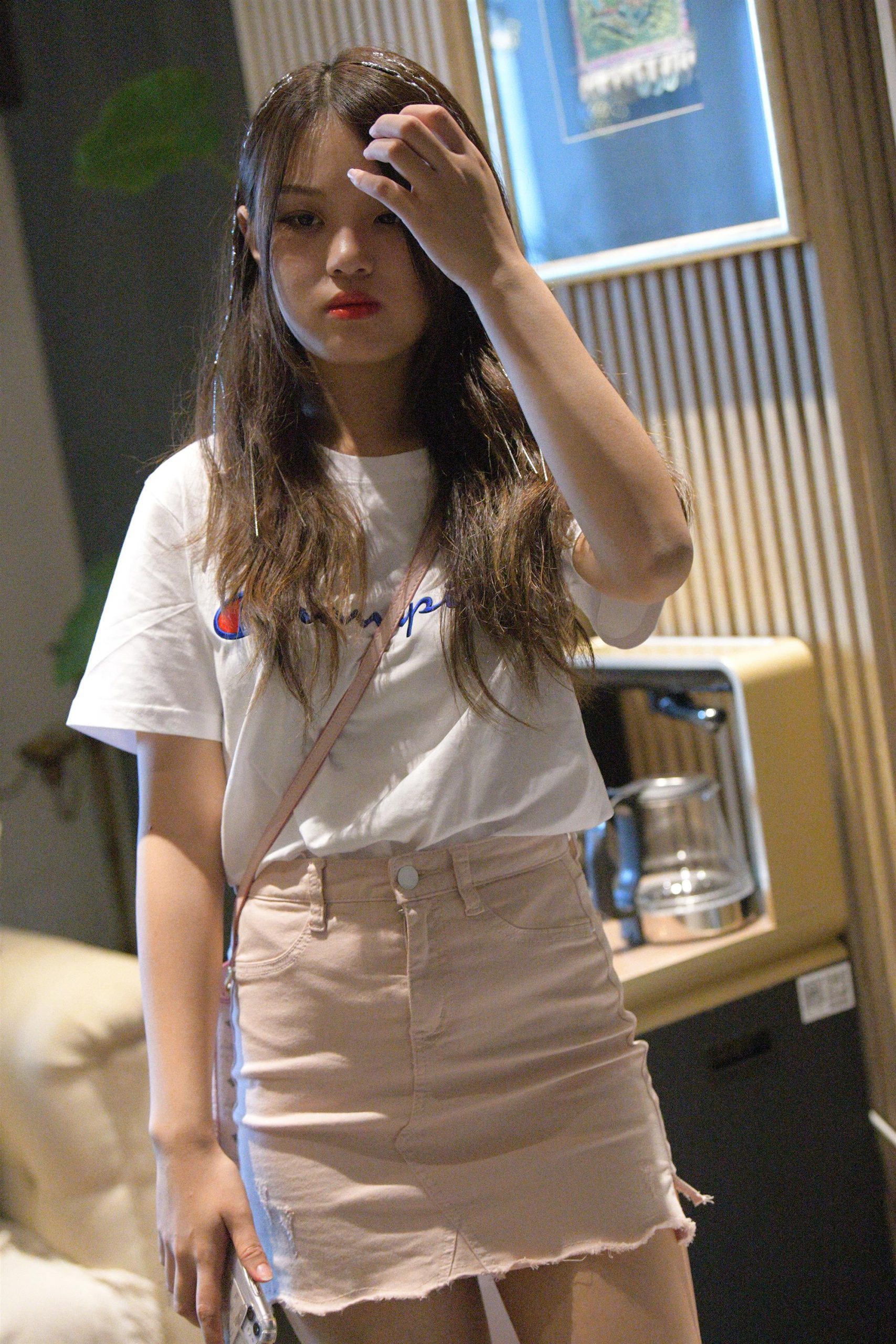 Street Pure girl in Pink Jeans Skirt [458P] - jpfunny.org