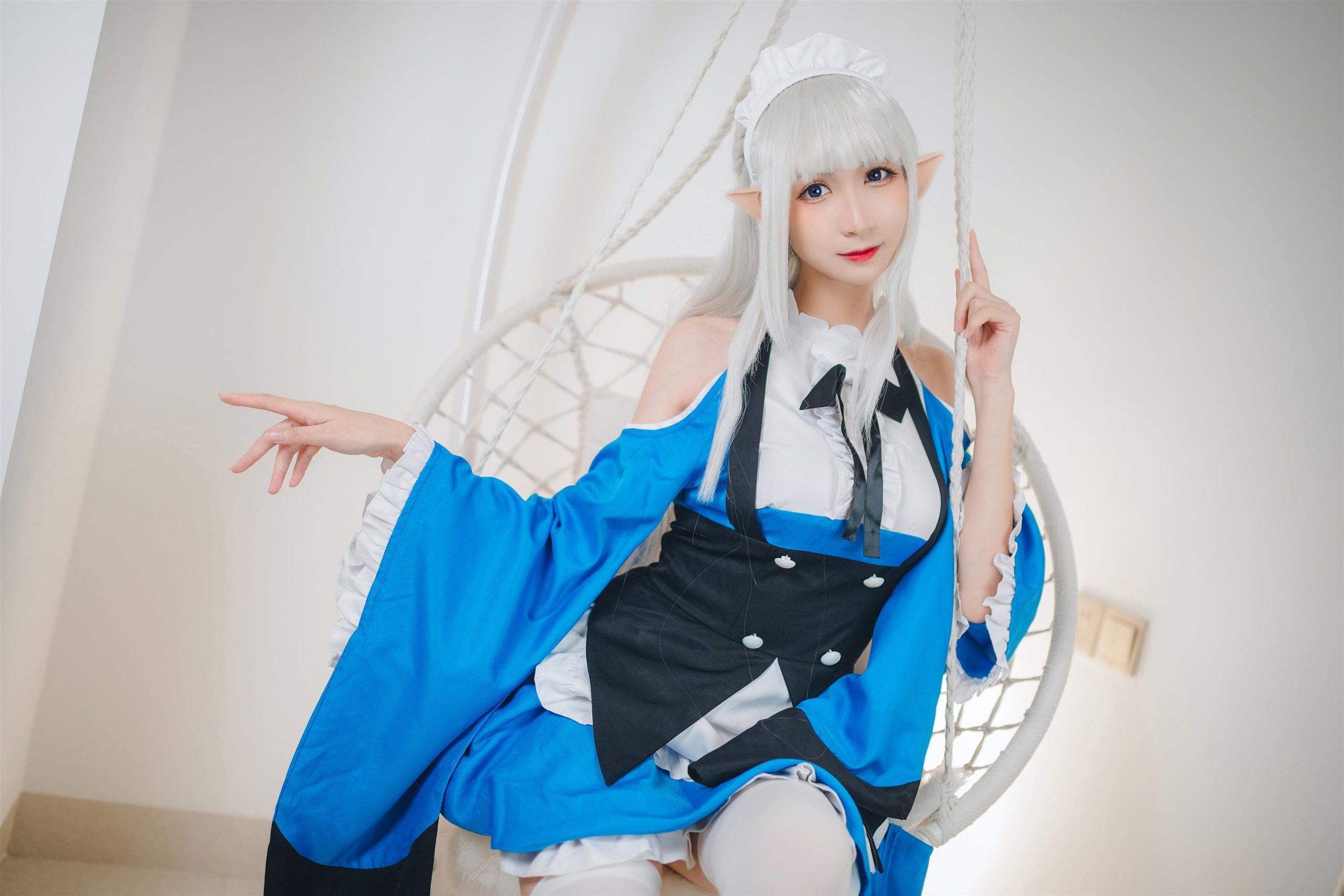 Cosplay 贝儿酱Miki 艾米莉亚女仆