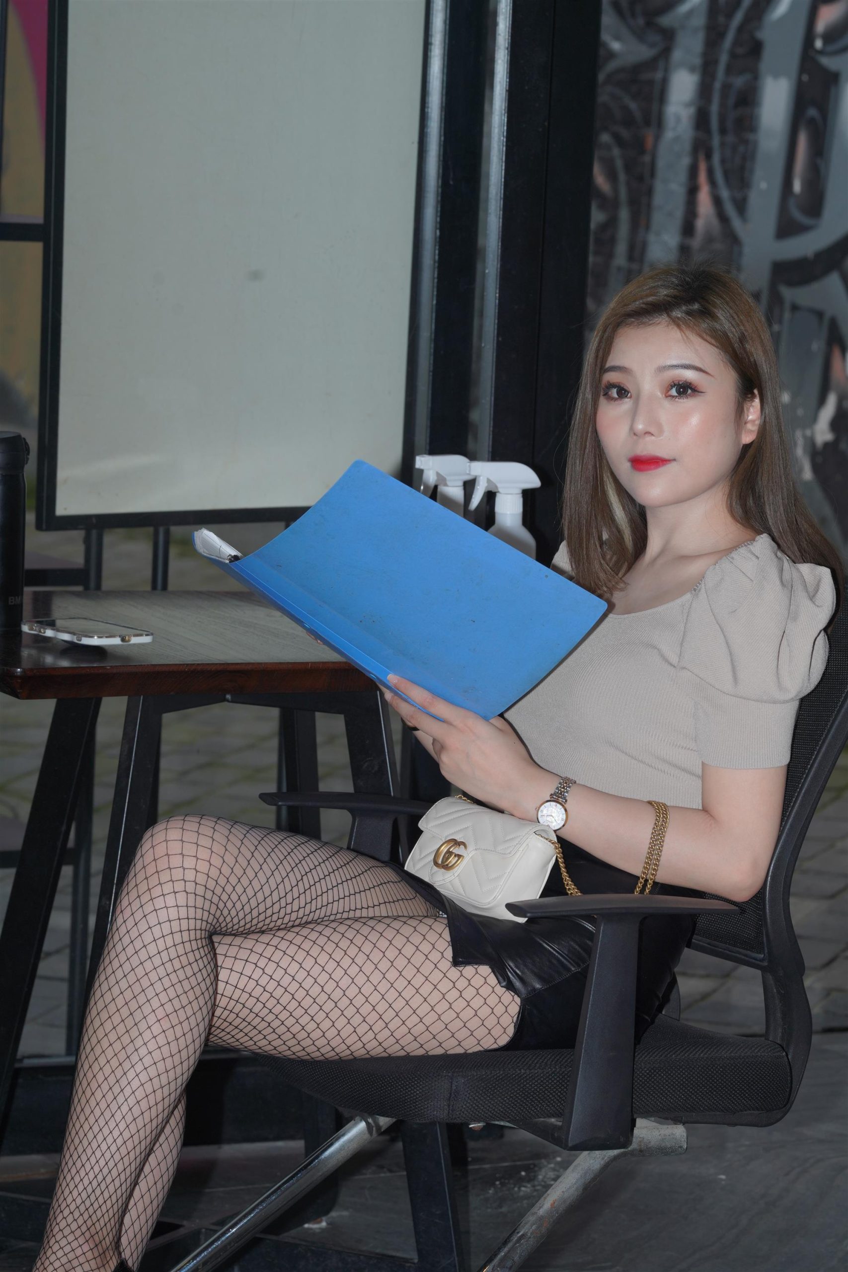 Street Black skirt fishing net socks [174P]