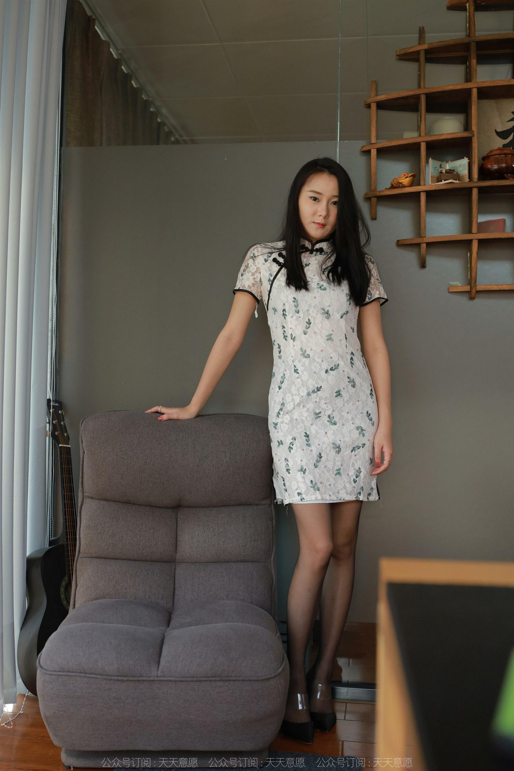 IESS 异思趣向 模特 姗姗 长腿黑丝旗袍秀