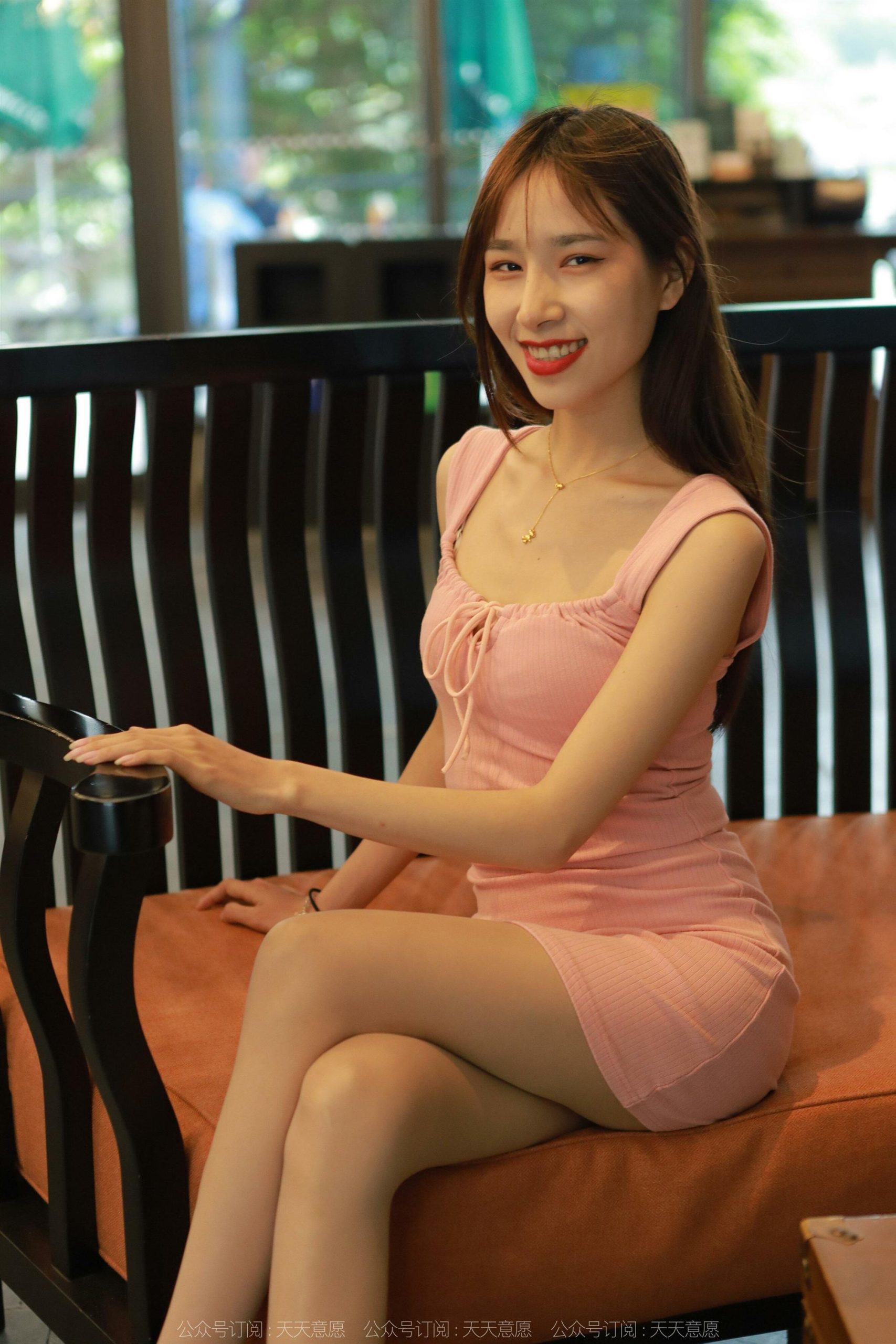 IESS 异思趣向 模特 美子 白色高跟鞋 [89P]