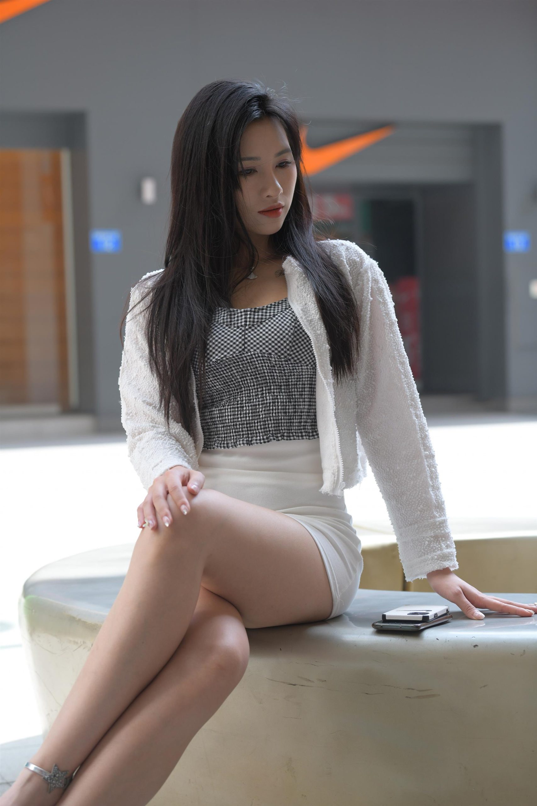 Street 2022.11.06 Long Leg [193P]