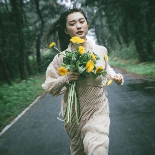 [Single] indigo la End – 瞳のアドリブ (2023.04.19/MP3/RAR)